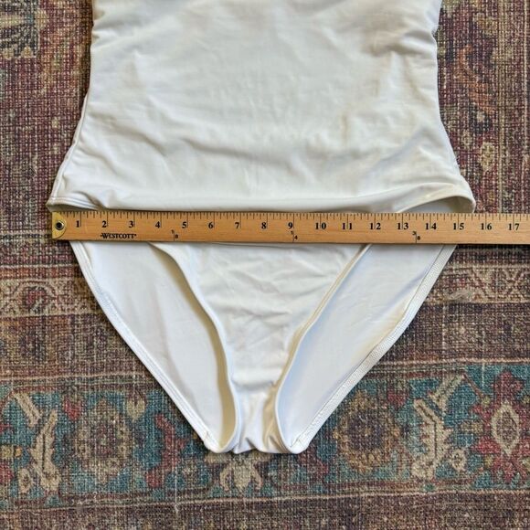 Andie Women’s Large White Cross-Back Tulum One Piece Swimsuit - Picture 6 of 10
